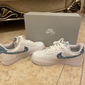 OBO Women’s Nike Air Force 1 ‘07 Special Blue Design Size 7.5